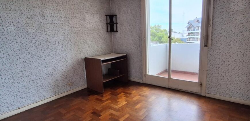 Ejercito Argentino 967 , Adrogué