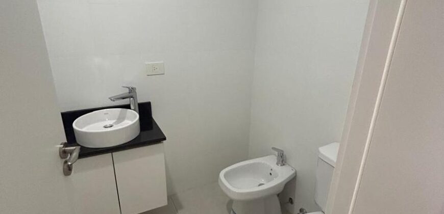 DRUMOND 992, Adrogué