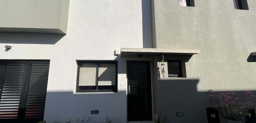 Amenedo 1600  , Adrogué