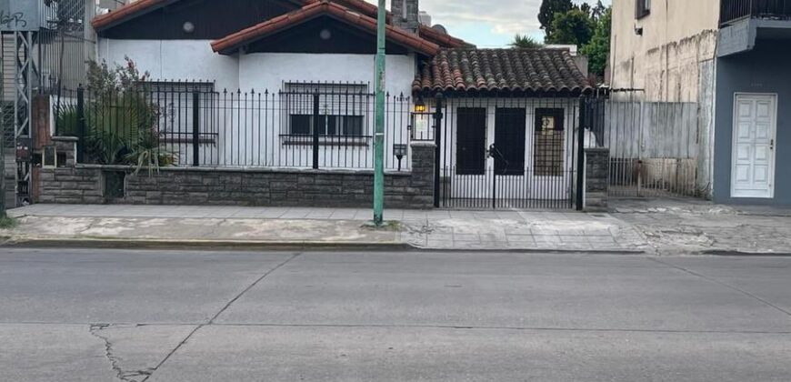 Eva Peron  1370, Temperley