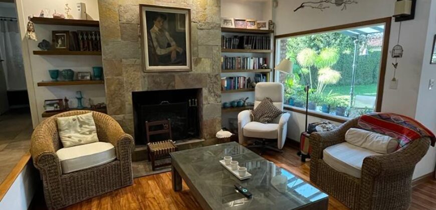 NOTHER 750 , Adrogué , HERMOSO CHALET !!