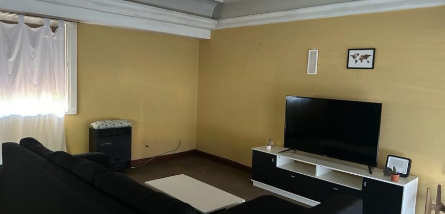 Sarmiento 39  , Glew