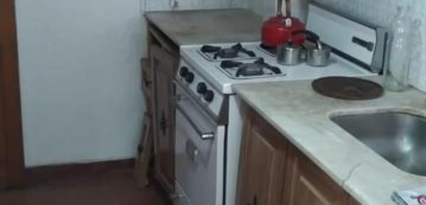 Laprida 564 , Lomas de Zamora