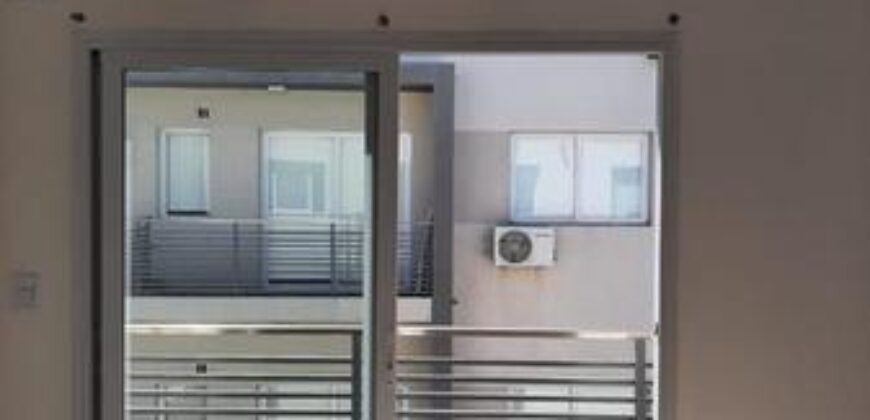 Bouchard 1563 , Adrogué