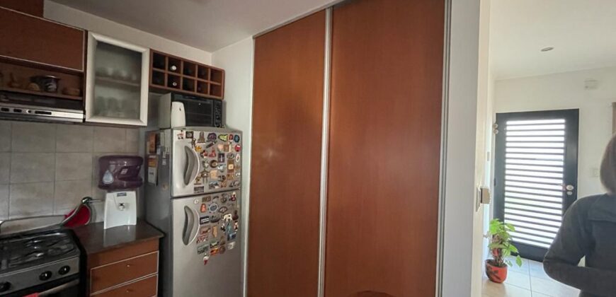 Amenedo 1600  , Adrogué