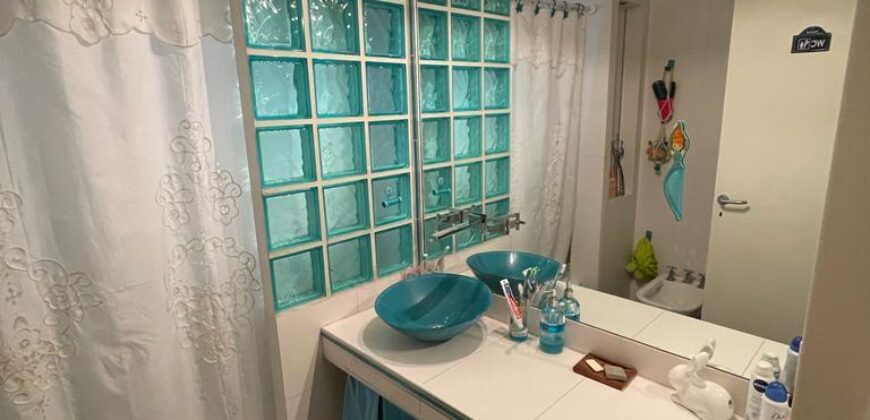 NOTHER 750 , Adrogué , HERMOSO CHALET !!