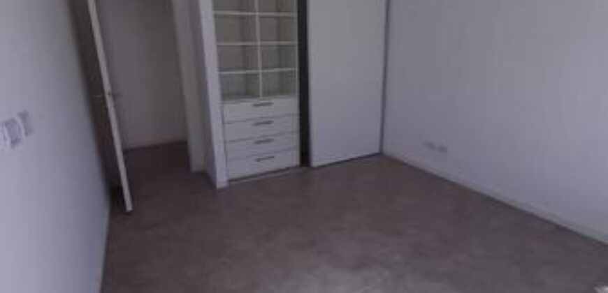 Bouchard 1563 , Adrogué