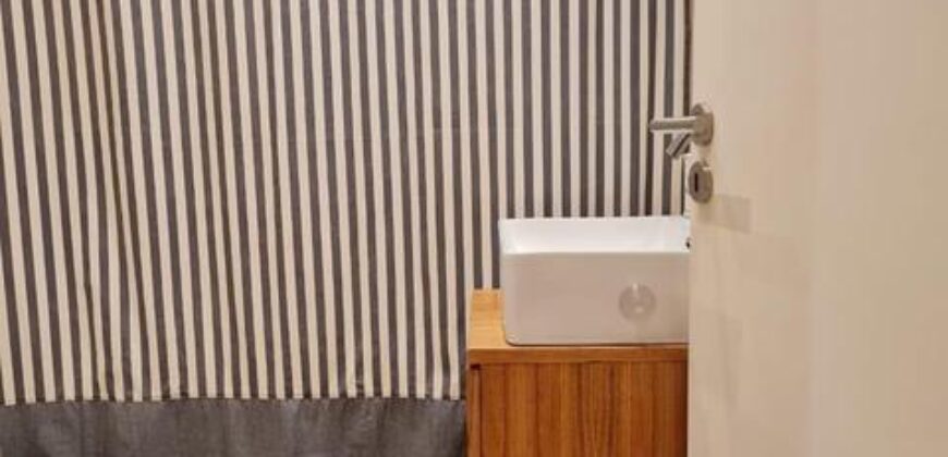 Seguí 729  , Adrogué