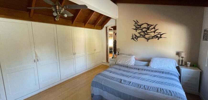 NOTHER 750 , Adrogué , HERMOSO CHALET !!