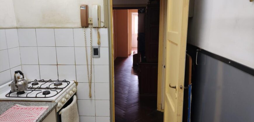 Rivadavia  2349 , Centro de Mar del Plata ,EXCELENTE UBICACION !!