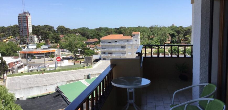 Villa Gesell, Centro, Paseo 111 e/ Avenida 2 y 3