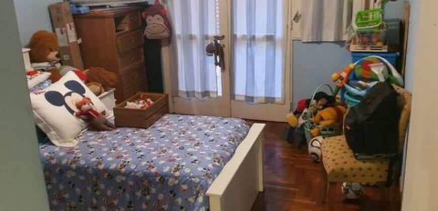 Seguí 729  , Adrogué