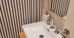 Seguí 729  , Adrogué