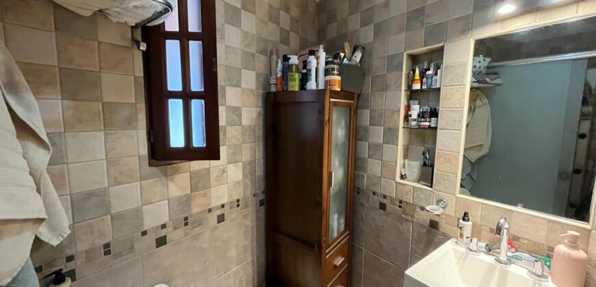 La Rosa 690, Adrogué