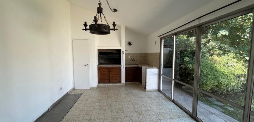 ALCORTA 236″  DEPOSITO CON VIVIENDA”, Temperley