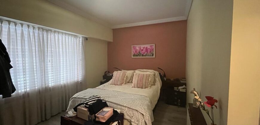 La Rosa 690, Adrogué