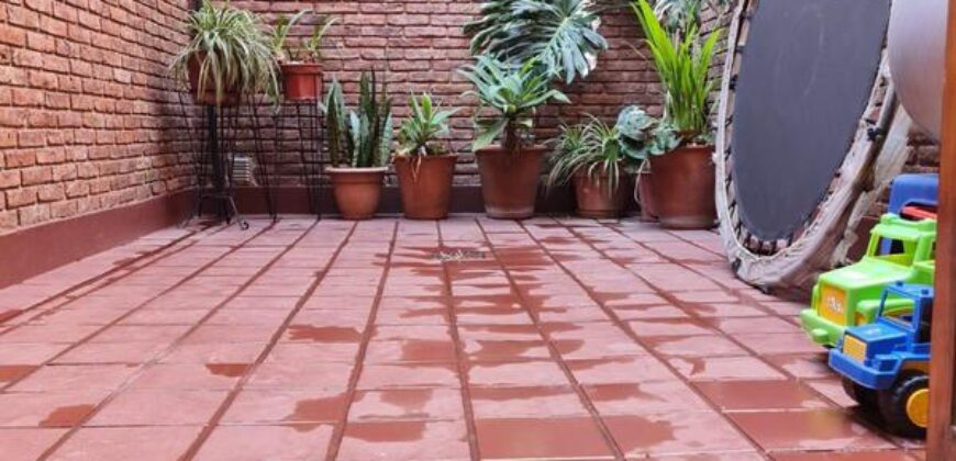 Seguí 729  , Adrogué