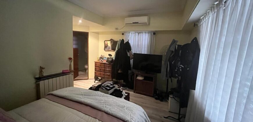 La Rosa 690, Adrogué