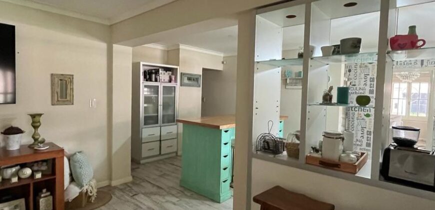 CASA EN VENTA DE CATEGORIA, ADROGUE