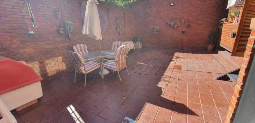 Seguí 729  , Adrogué