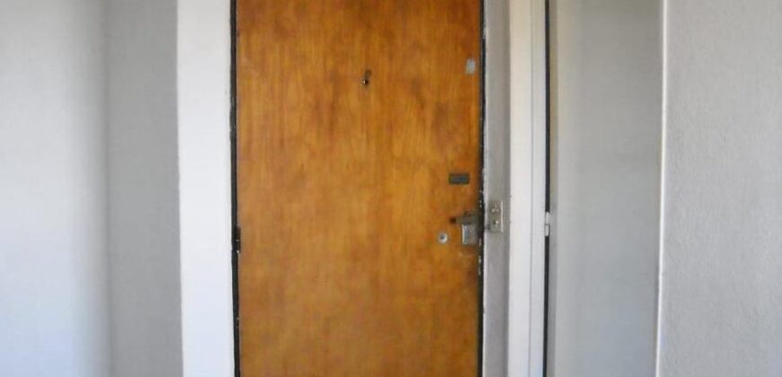 Condarco 103, Temperley