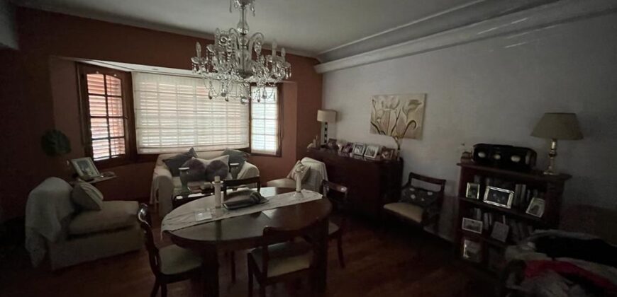 La Rosa 690, Adrogué