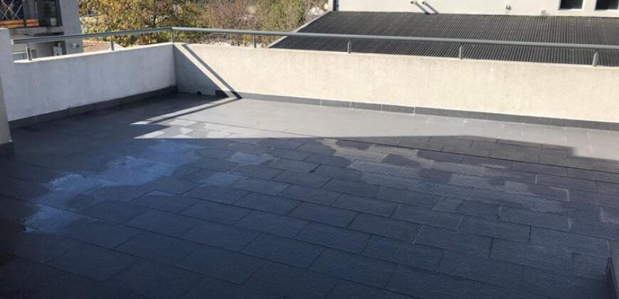 Bouchard 1563 , Adrogué