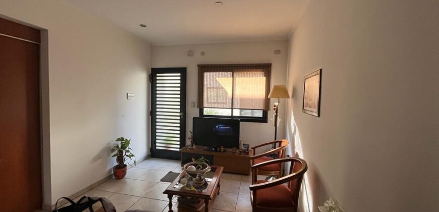 Amenedo 1600  , Adrogué