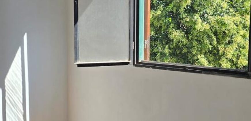 PRESIDENTE PERÓN ESQ ESPORA 21 Piso 2 Departamento A