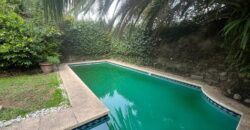 La Rosa 690, Adrogué