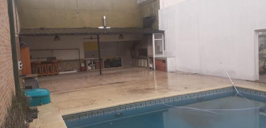 Hipolito Yrigoyen 14836 , Burzaco