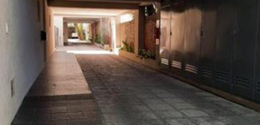 Bouchard 1563 , Adrogué