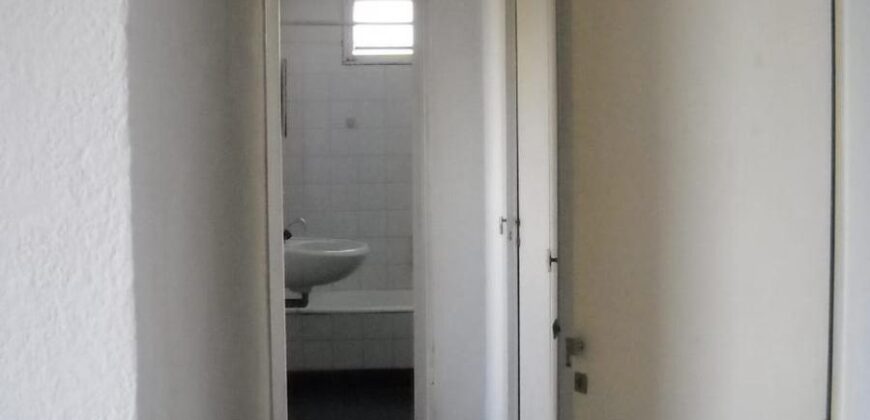 Condarco 103, Temperley