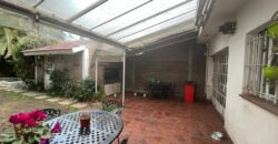 La Rosa 690, Adrogué