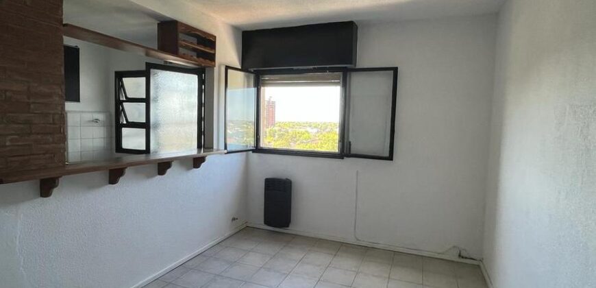 Departamento Condarco 103, Temperley