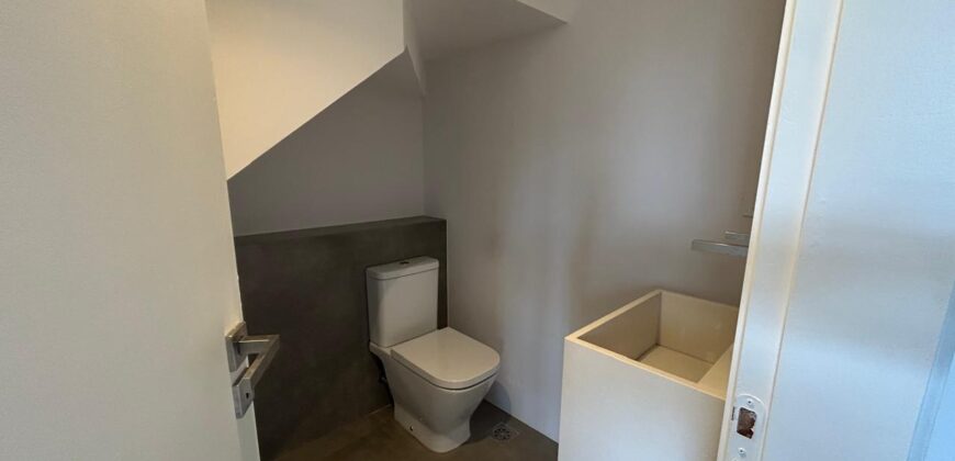 NOTHER 889 Piso 1 , Adrogué