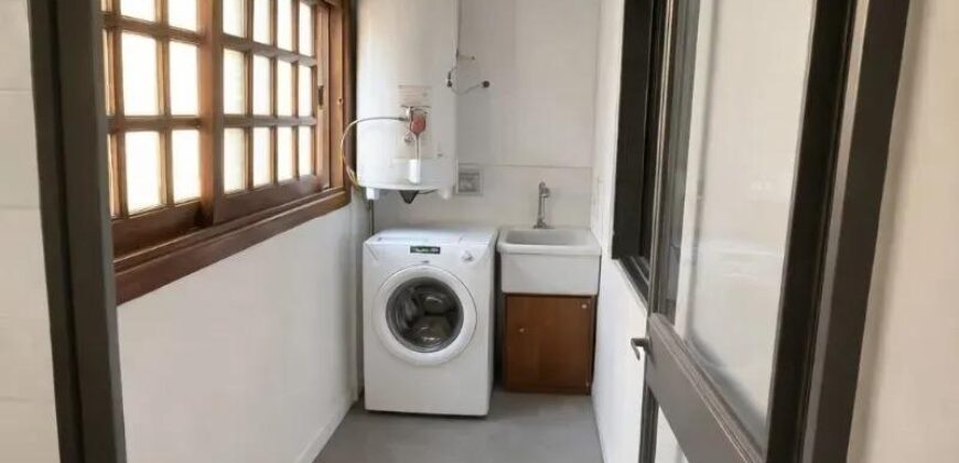 Uiburu 543, Piso 2.