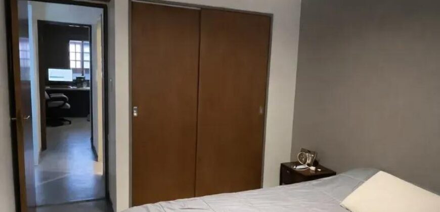 Uiburu 543, Piso 2.