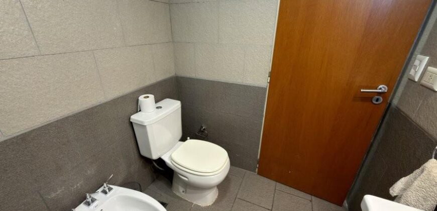 2 DE MAYO 2742 ,Piso 1.