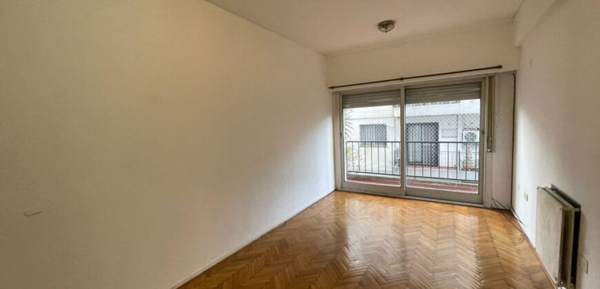 MITRE 986 Piso 1 Departamento 4