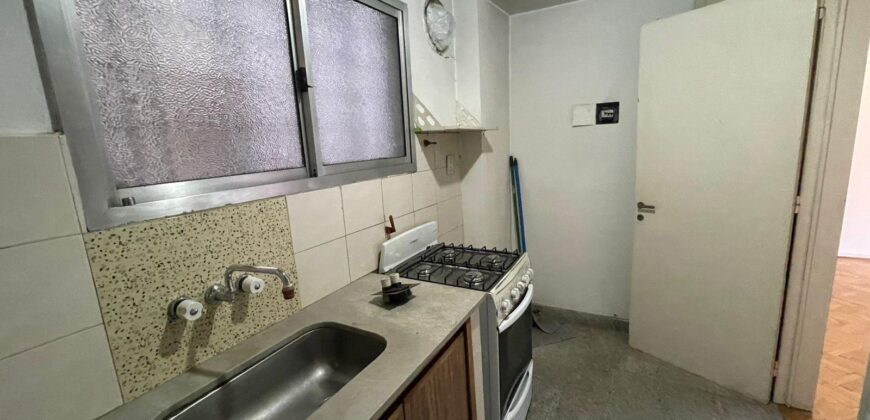 MITRE 986 Piso 1 Departamento 4