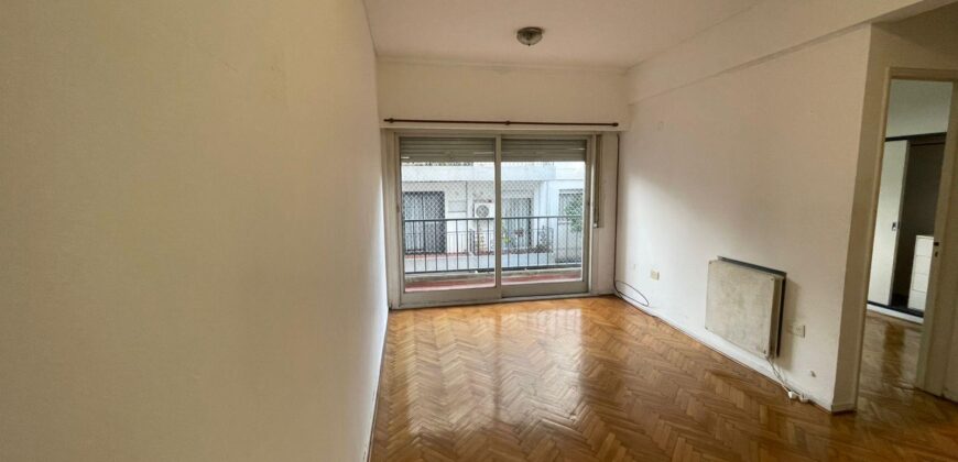 MITRE 986 Piso 1 Departamento 4