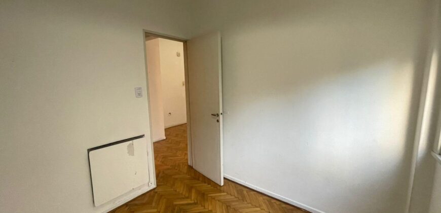 MITRE 986 Piso 1 Departamento 4