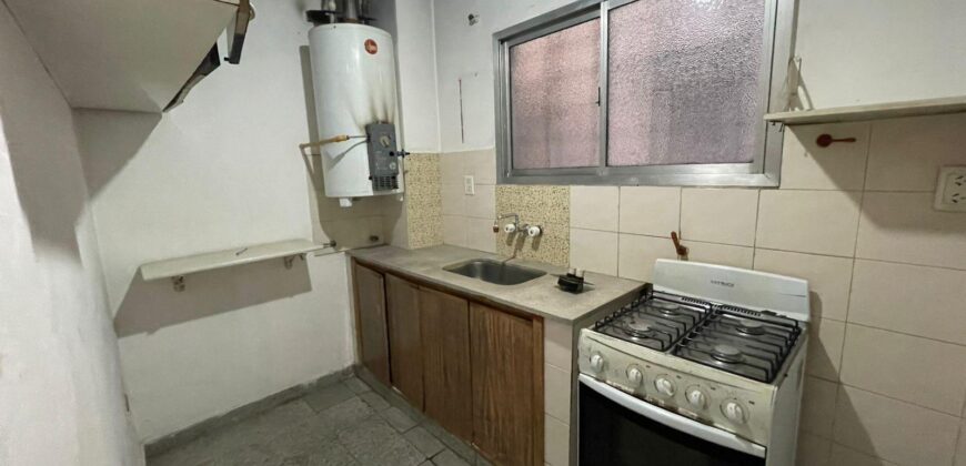 MITRE 986 Piso 1 Departamento 4